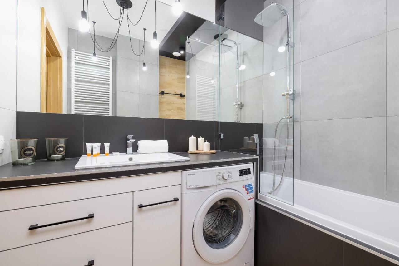 Krakow Studio With Parking & Terrace Near Zalew Bagry By Renters Prestige Bagian luar foto