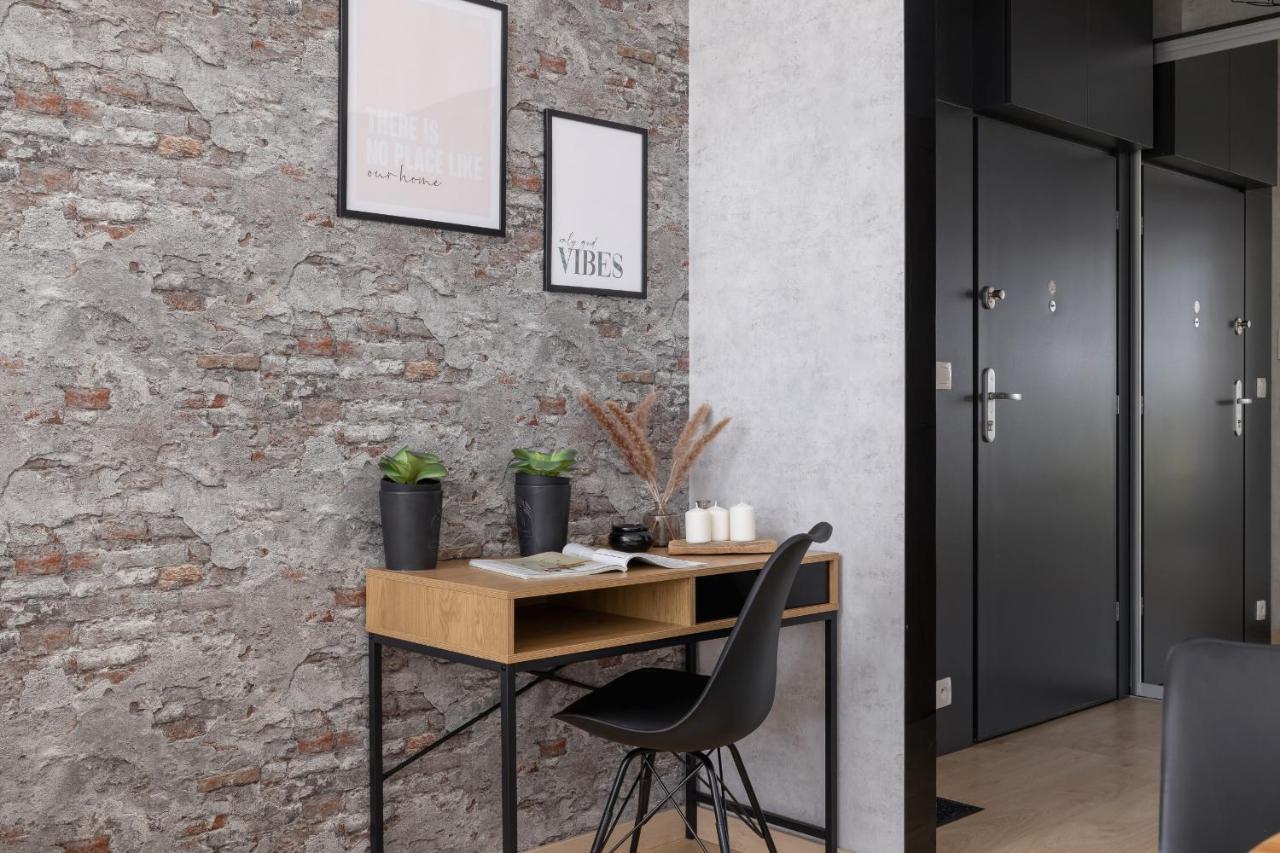 Krakow Studio With Parking & Terrace Near Zalew Bagry By Renters Prestige Bagian luar foto