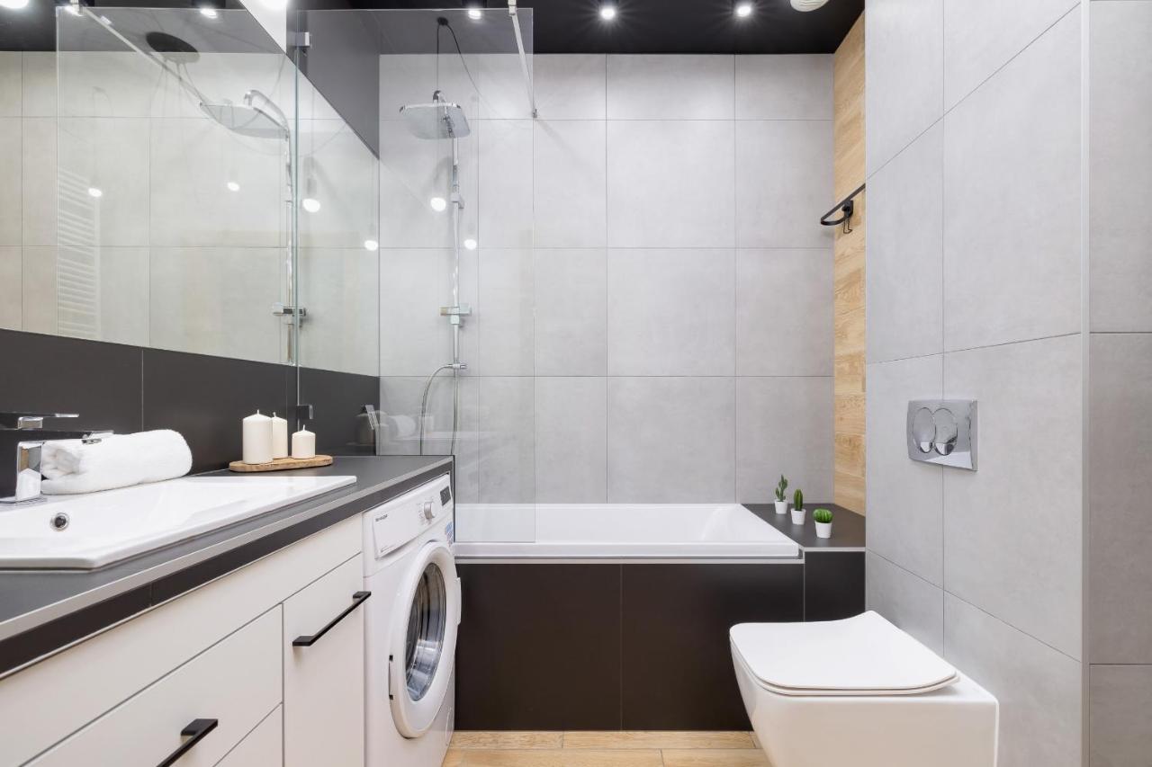 Krakow Studio With Parking & Terrace Near Zalew Bagry By Renters Prestige Bagian luar foto