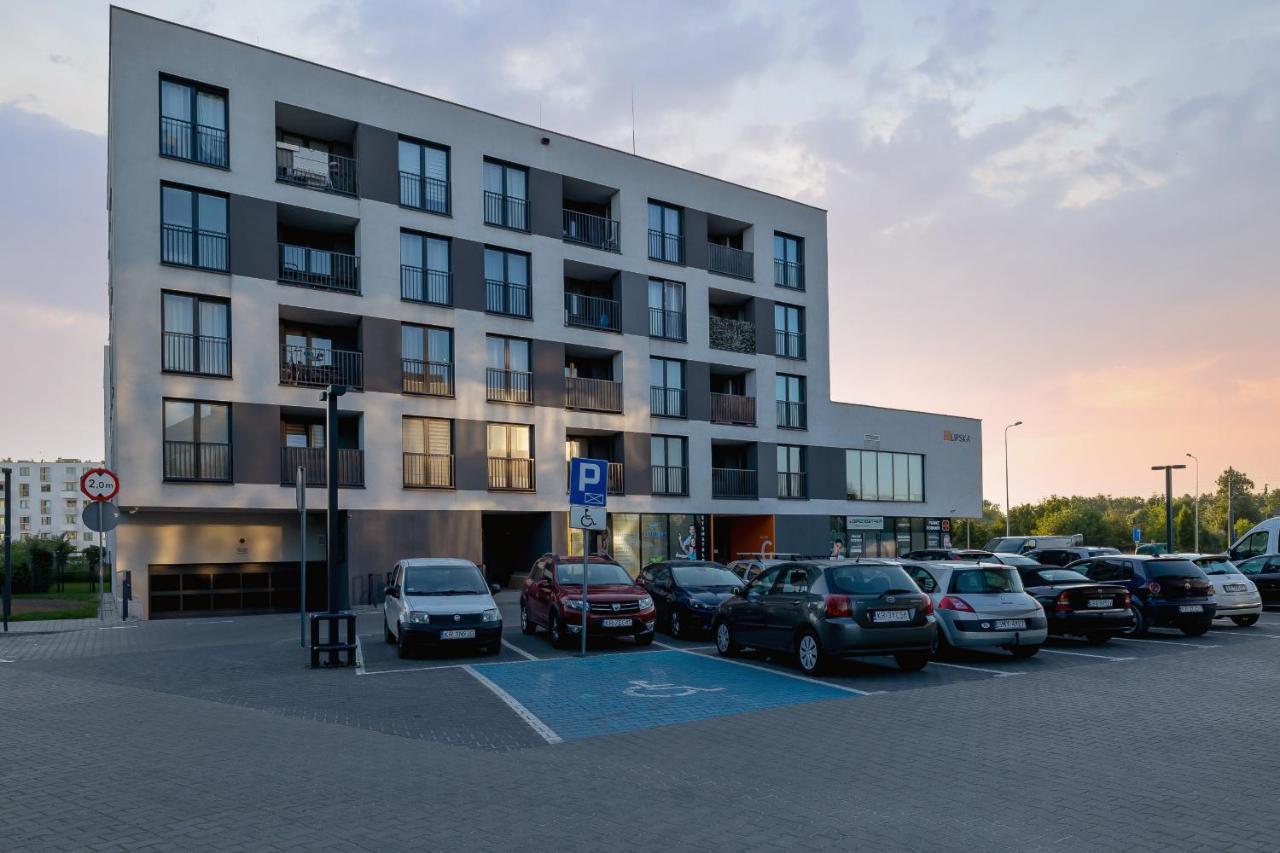 Krakow Studio With Parking & Terrace Near Zalew Bagry By Renters Prestige Bagian luar foto